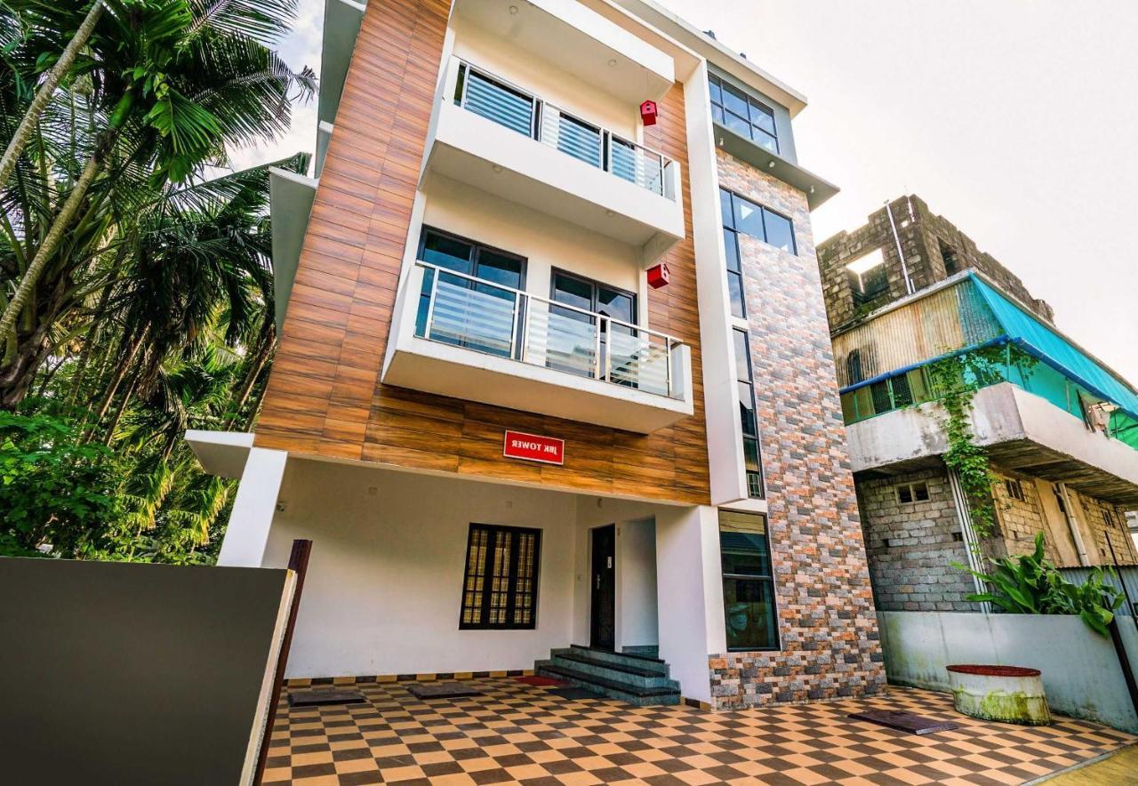 Hotel O Thykoodam Apartments Kochi Luaran gambar
