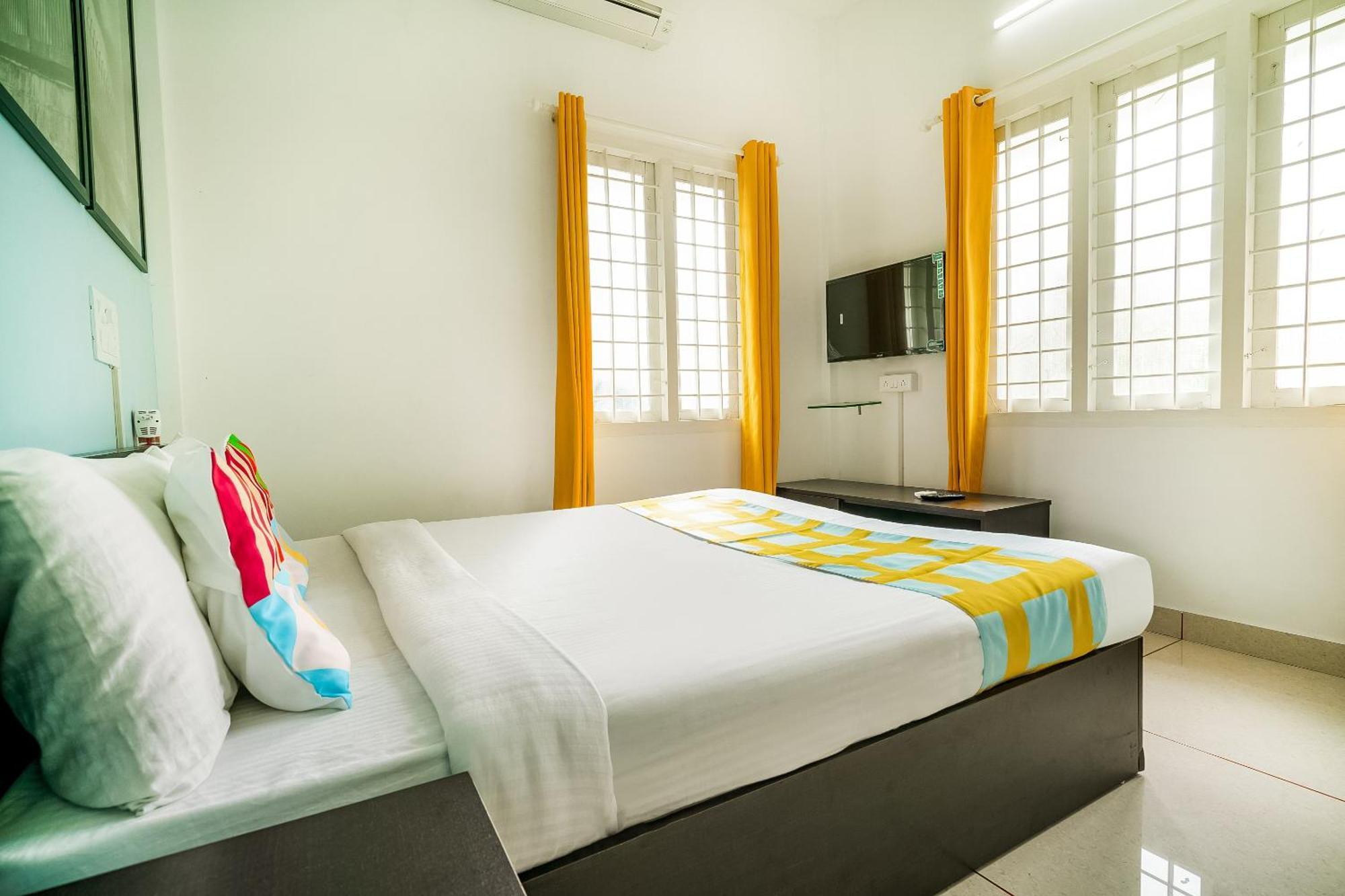 Hotel O Thykoodam Apartments Kochi Luaran gambar