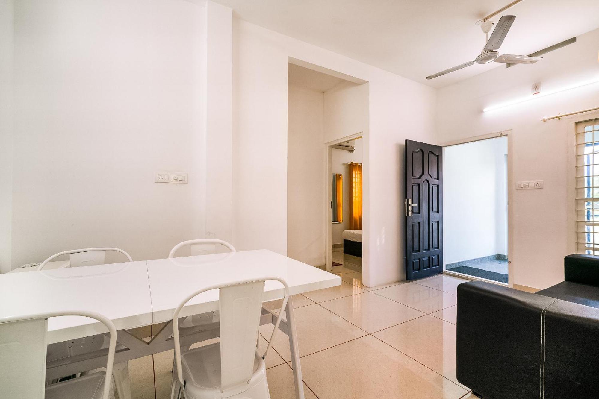 Hotel O Thykoodam Apartments Kochi Luaran gambar