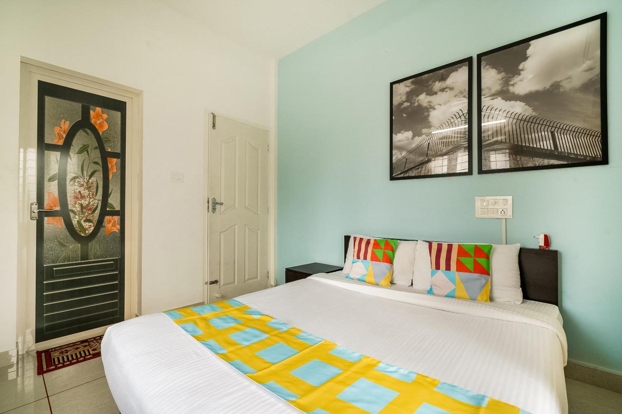 Hotel O Thykoodam Apartments Kochi Luaran gambar