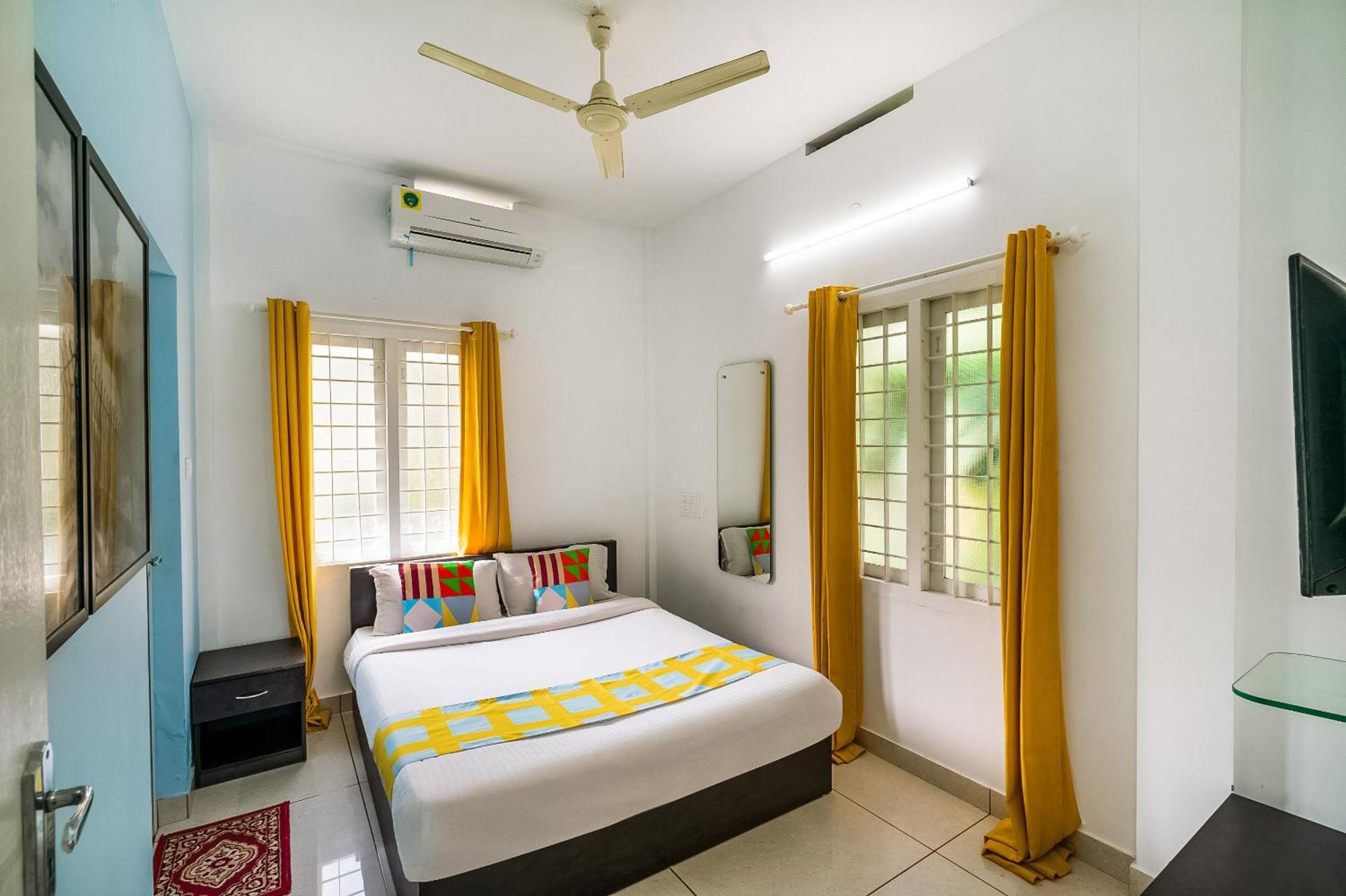 Hotel O Thykoodam Apartments Kochi Luaran gambar